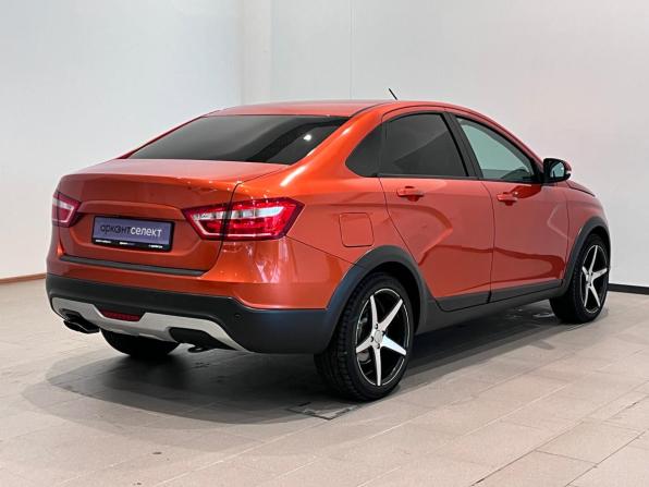 Lada (ВАЗ) Vesta I с пробегом 2018 года, цена 899 000 рублей, 180725 км, седан, Автокод Объявления