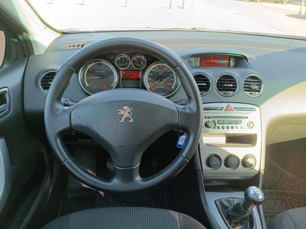 Peugeot 408 I с пробегом 2014 года, цена 515 000 рублей, 201000 км, седан, Автокод Объявления