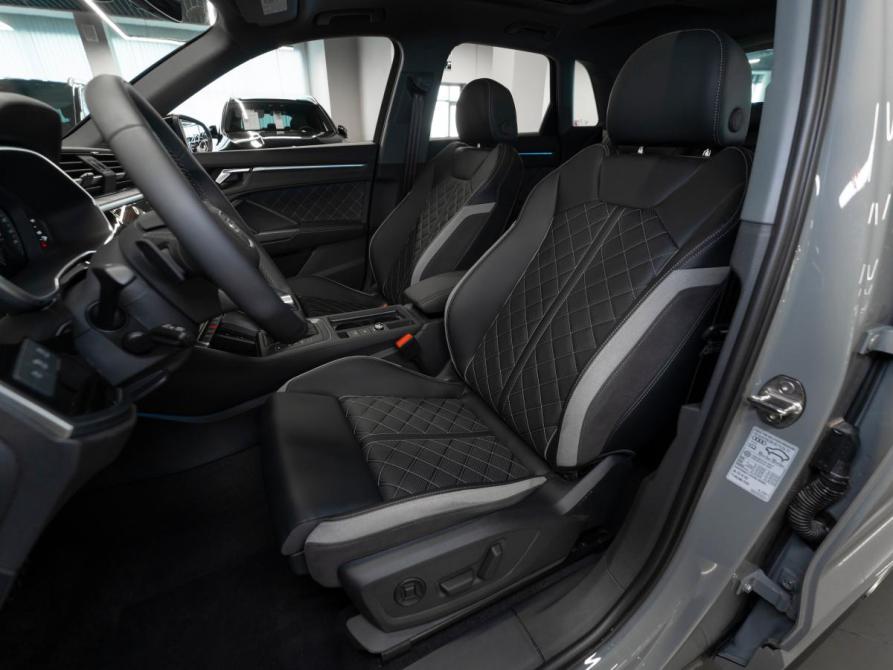 Audi Q3 II (F3) Москва  - изображение 9