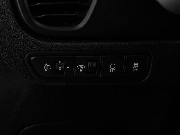 Kia Rio IV Рестайлинг с пробегом 2021 года, цена 1 569 000 рублей, 102250 км, седан, Автокод Объявления