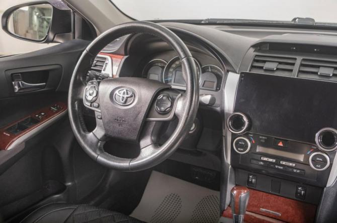 Toyota Camry VII (XV50) с пробегом 2014 года, цена 1 749 000 рублей, 180000 км, седан, Автокод Объявления