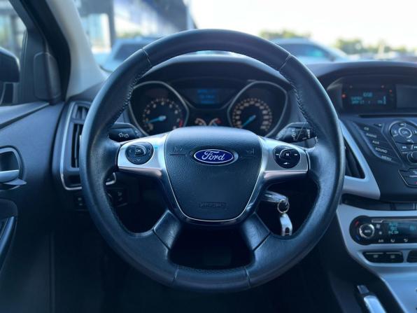 Ford Focus III с пробегом 2013 года, цена 899 000 рублей, 174642 км, универсал, Автокод Объявления