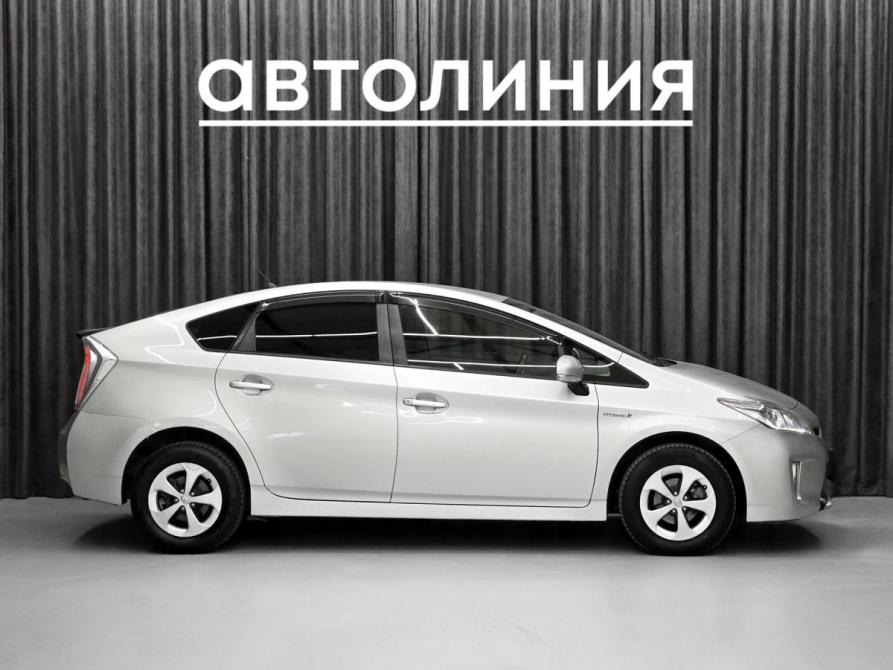 Toyota Prius III Рестайлинг (XW30) Красноярск  - изображение 5