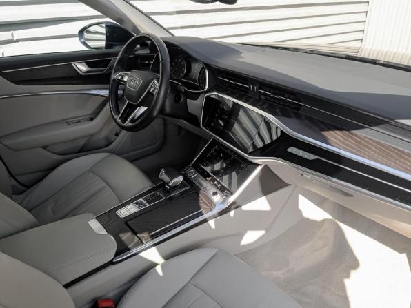Audi A6 V (C8) с пробегом 2019 года, цена 3 795 000 рублей, 65002 км, седан, Автокод Объявления