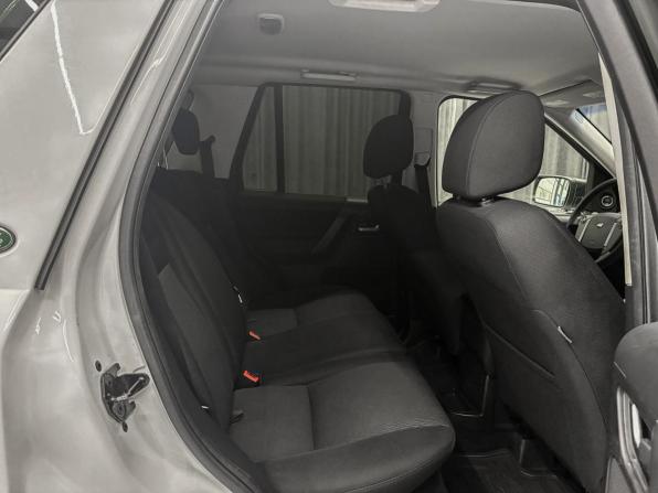 Land Rover Freelander II Рестайлинг 2 с пробегом 2014 года, цена 1 349 000 рублей, 223000 км, внедорожник, Автокод Объявления
