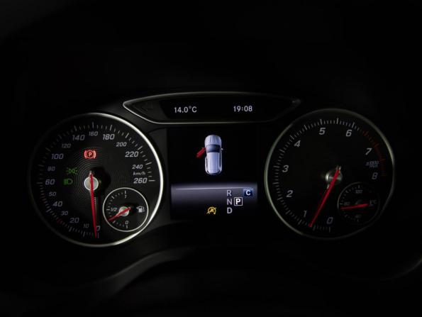 Mercedes-Benz GLA I (X156) с пробегом 2017 года, цена 2 049 000 рублей, 90496 км, внедорожник, Автокод Объявления
