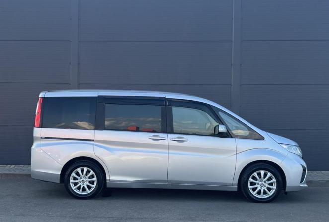 Honda Stepwgn V Рестайлинг с пробегом 2019 года, цена 1 825 000 рублей, 103563 км, минивэн, Автокод Объявления