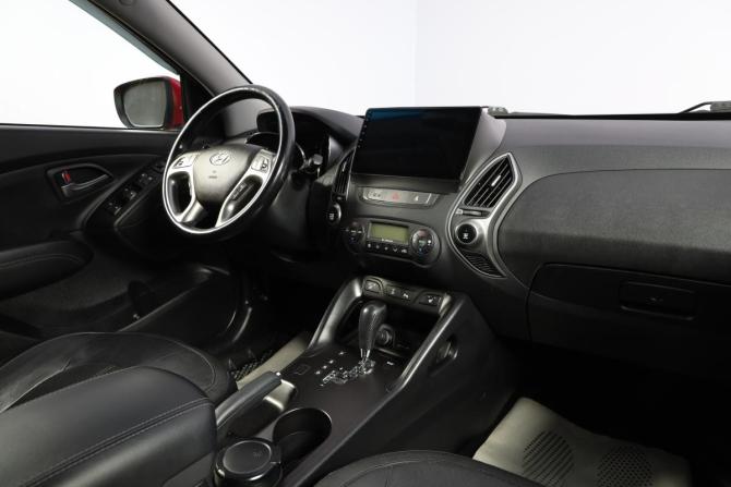 Hyundai ix35 I Рестайлинг с пробегом 2013 года, цена 1 799 000 рублей, 120900 км, внедорожник, Автокод Объявления