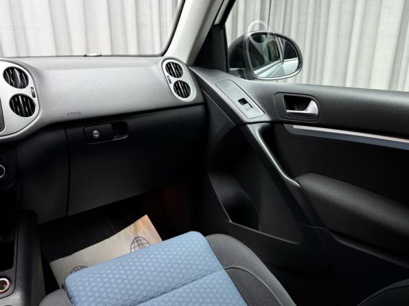 Volkswagen Tiguan I Рестайлинг с пробегом 2013 года, цена 1 559 000 рублей, 136169 км, внедорожник, Автокод Объявления