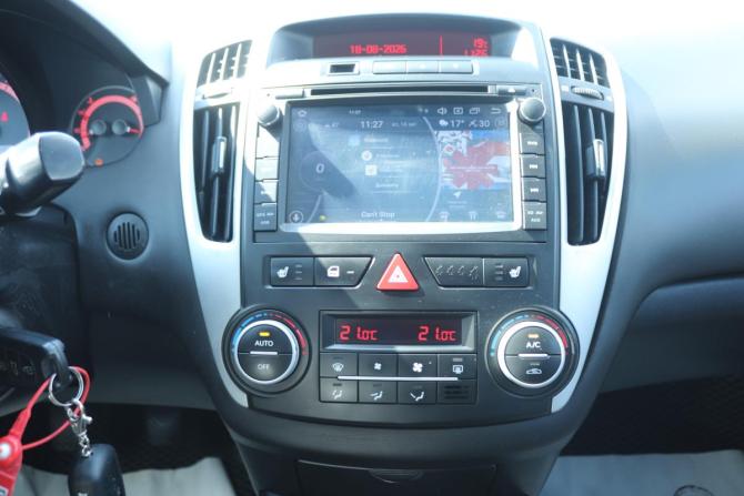 Kia Ceed I Рестайлинг с пробегом 2010 года, цена 449 000 рублей, 404804 км, хэтчбек, Автокод Объявления