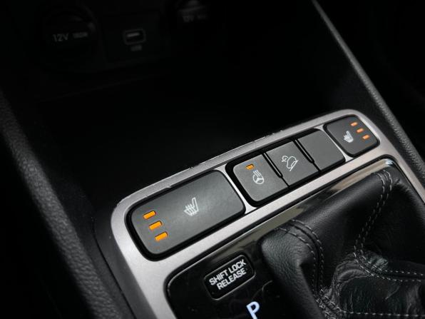 Hyundai Creta I Рестайлинг с пробегом 2021 года, цена 2 099 000 рублей, 80903 км, внедорожник, Автокод Объявления