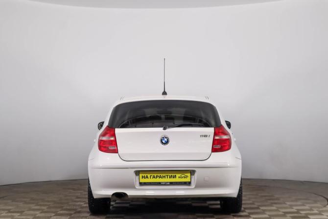 BMW 1 серии I (E81/E82/E87/E88) Рестайлинг с пробегом 2011 года, цена 899 000 рублей, 120000 км, хэтчбек, Автокод Объявления