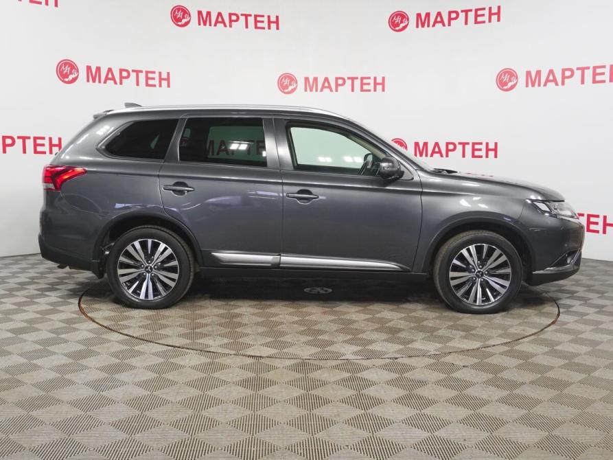 Mitsubishi Outlander III Рестайлинг 3 Вологда  - изображение 4