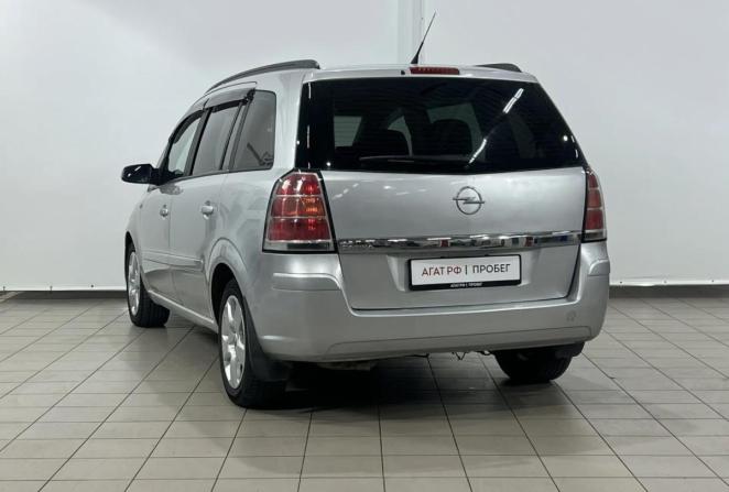 Opel Zafira B с пробегом 2006 года, цена 590 000 рублей, 336631 км, компактвэн, Автокод Объявления
