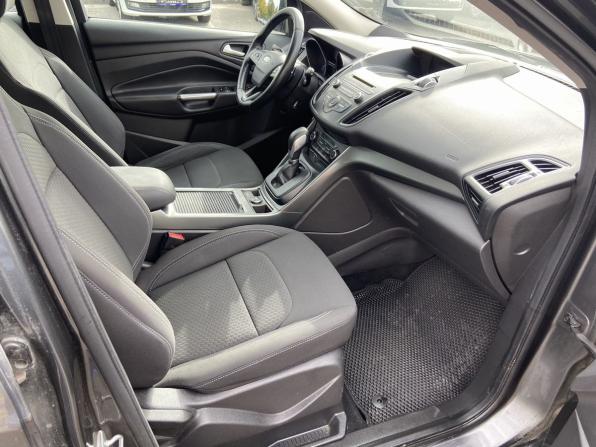 Ford Kuga II Рестайлинг с пробегом 2018 года, цена 980 000 рублей, 285000 км, внедорожник, Автокод Объявления
