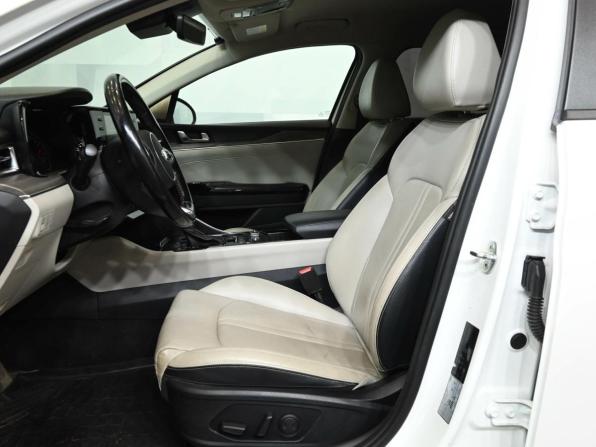 Kia K5 III с пробегом 2020 года, цена 2 080 000 рублей, 125221 км, седан, Автокод Объявления