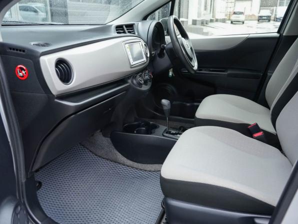 Toyota Vitz III (XP130) с пробегом 2012 года, цена 810 000 рублей, 72125 км, хэтчбек, Автокод Объявления
