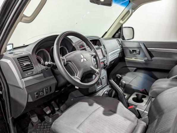 Mitsubishi Pajero IV Рестайлинг 1 с пробегом 2014 года, цена 1 990 000 рублей, 156148 км, внедорожник, Автокод Объявления