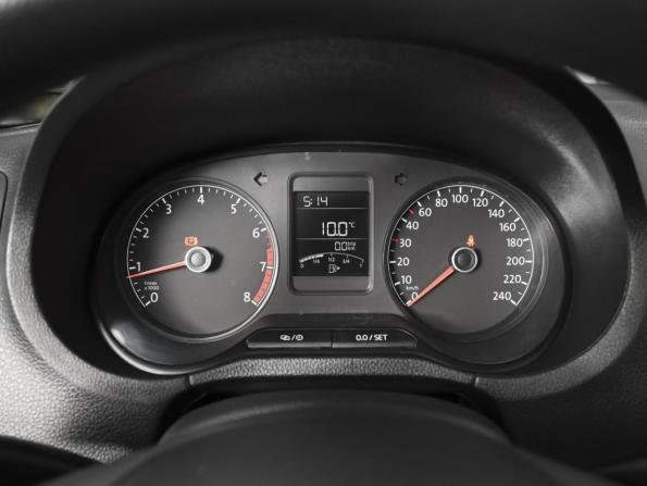 Volkswagen Polo V Рестайлинг с пробегом 2018 года, цена 1 118 000 рублей, 86630 км, седан, Автокод Объявления