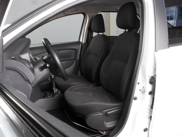 Renault Logan II Рестайлинг с пробегом 2021 года, цена 949 000 рублей, 146109 км, седан, Автокод Объявления