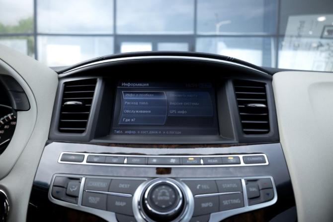 Infiniti QX60 I Рестайлинг с пробегом 2018 года, цена 2 249 000 рублей, 136000 км, внедорожник, Автокод Объявления