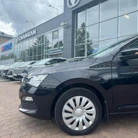 Skoda Rapid II с пробегом 2021 года, цена 1 728 000 рублей, 63000 км, лифтбек, Автокод Объявления