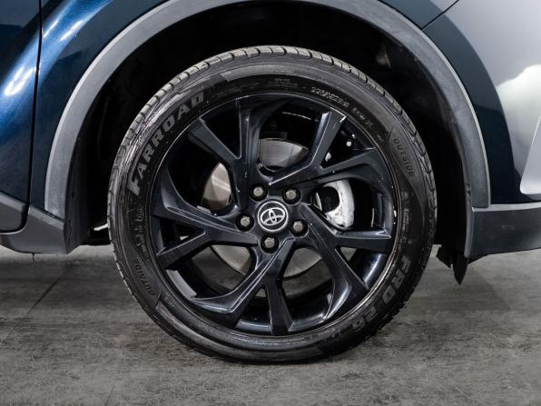 Toyota C-HR I Рестайлинг с пробегом 2019 года, цена 1 950 000 рублей, 137420 км, внедорожник, Автокод Объявления