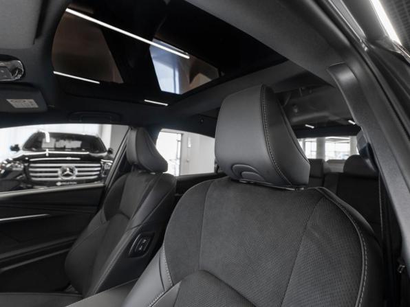 Toyota Camry IX (XV80) China Market с пробегом 2026 года, цена 4 600 000 рублей, 50 км, седан, Автокод Объявления