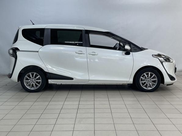Toyota Sienta II Рестайлинг с пробегом 2019 года, цена 1 470 000 рублей, 122963 км, компактвэн, Автокод Объявления