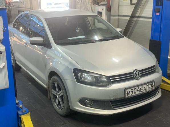 Volkswagen Polo V с пробегом 2012 года, цена 519 000 рублей, 273334 км, седан, Автокод Объявления