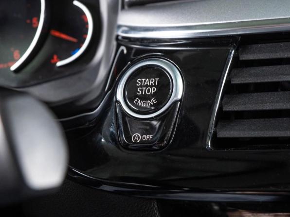 BMW 5 серии VII (G30/G31/G38) с пробегом 2018 года, цена 2 730 000 рублей, 206790 км, седан, Автокод Объявления