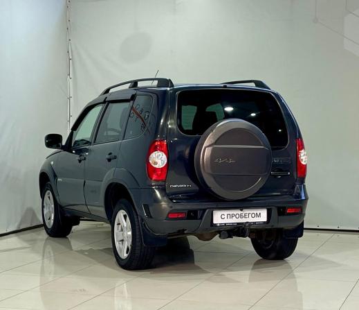 Chevrolet Niva I Рестайлинг с пробегом 2018 года, цена 625 000 рублей, 262171 км, внедорожник, Автокод Объявления