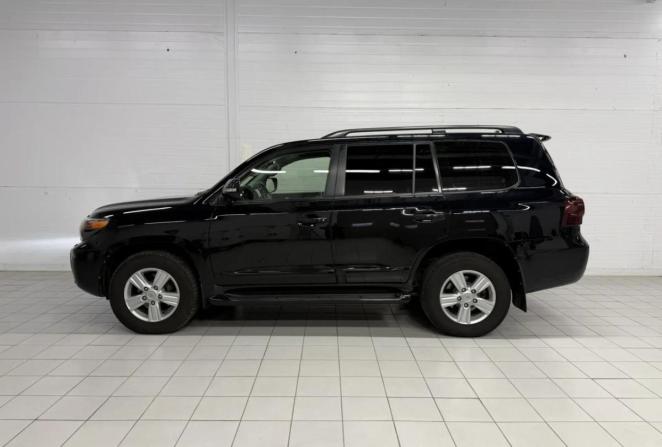 Toyota Land Cruiser 200 Series Рестайлинг 1 с пробегом 2014 года, цена 3 750 000 рублей, 250707 км, внедорожник, Автокод Объявления