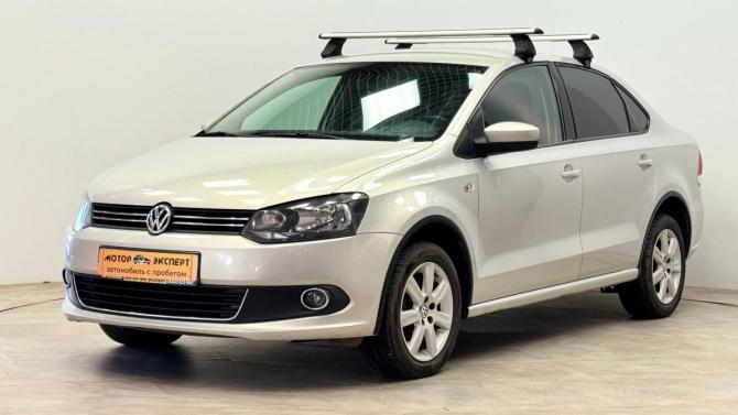 Volkswagen Polo V с пробегом 2014 года, цена 530 000 рублей, 325353 км, седан, Автокод Объявления