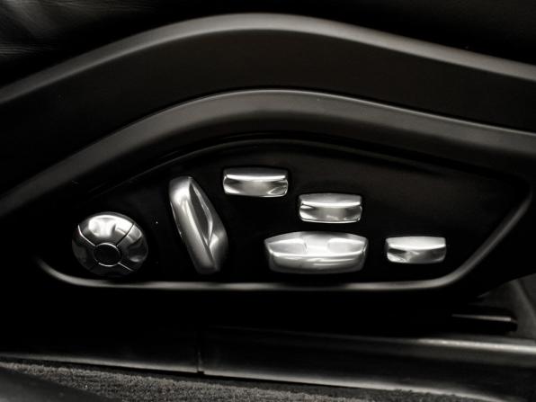 Porsche Panamera II с пробегом 2019 года, цена 8 890 000 рублей, 87118 км, лифтбек, Автокод Объявления