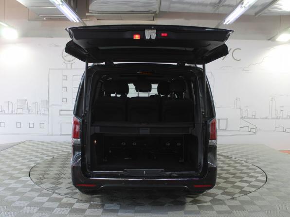 Mercedes-Benz V-Класс III (W447) Рестайлинг 2 с пробегом 2024 года, цена 11 300 000 рублей, 34484 км, минивэн, Автокод Объявления