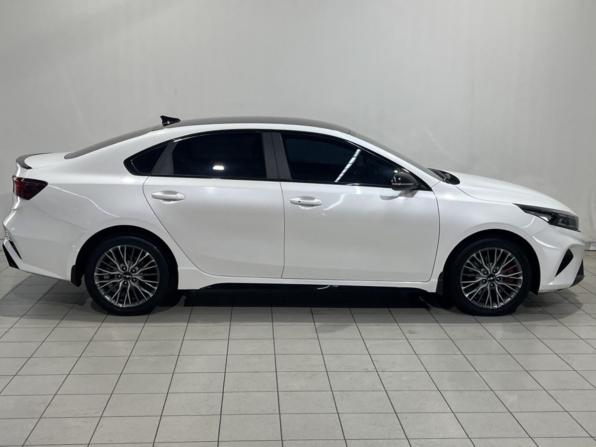 Kia Cerato IV Рестайлинг с пробегом 2021 года, цена 2 195 000 рублей, 86425 км, седан, Автокод Объявления