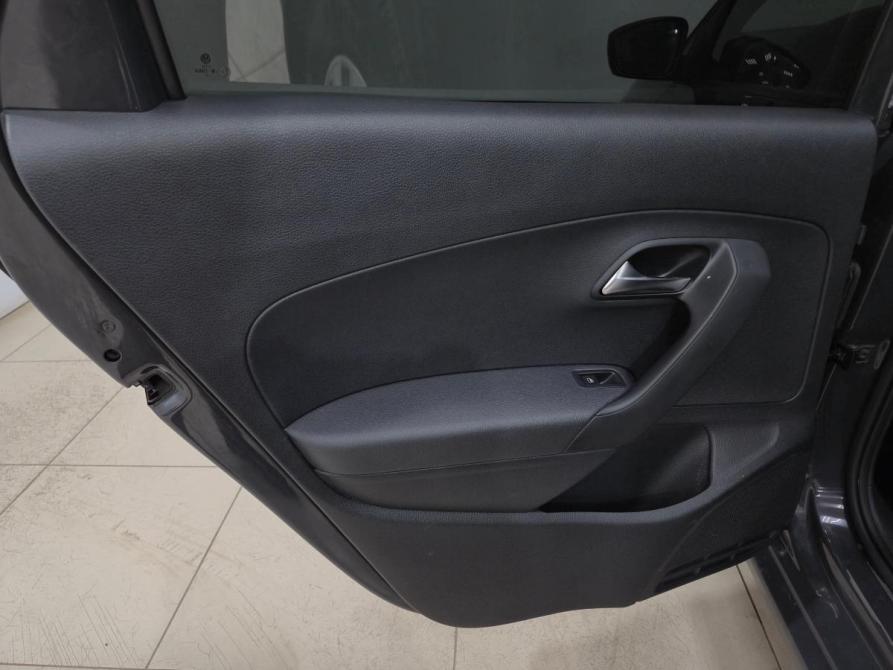 Volkswagen Polo V Альметьевск  - изображение 17