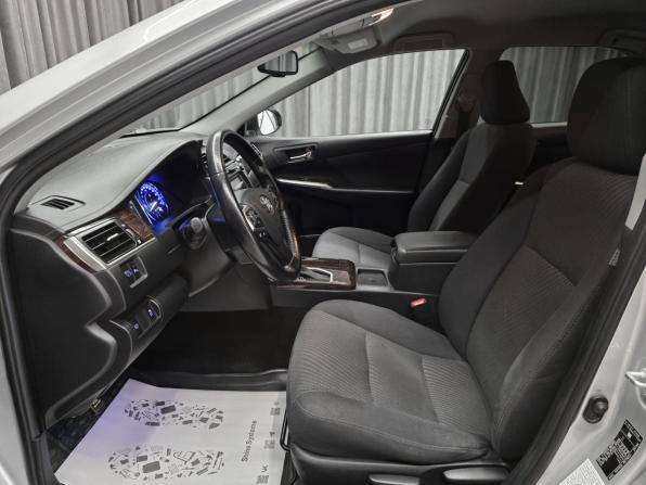 Toyota Camry VII (XV50) Рестайлинг с пробегом 2016 года, цена 1 815 000 рублей, 128000 км, седан, Автокод Объявления