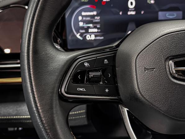Geely Monjaro I с пробегом 2023 года, цена 3 069 000 рублей, 23506 км, внедорожник, Автокод Объявления