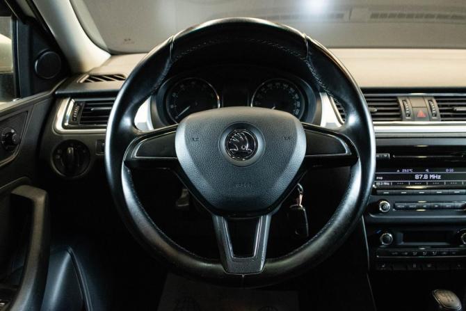 Skoda Rapid I с пробегом 2014 года, цена 909 000 рублей, 175269 км, лифтбек, Автокод Объявления