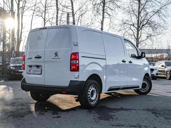 Peugeot Expert III с пробегом 2021 года, цена 2 200 000 рублей, 137302 км, минивэн, Автокод Объявления