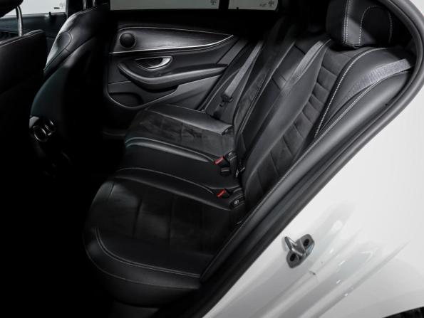 Mercedes-Benz E-Класс V (W213 S213 C238) Рестайлинг с пробегом 2021 года, цена 4 100 000 рублей, 180000 км, седан, Автокод Объявления