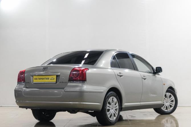 Toyota Avensis II с пробегом 2005 года, цена 559 000 рублей, 288000 км, седан, Автокод Объявления