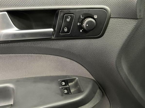 Volkswagen Caddy III Рестайлинг с пробегом 2013 года, цена 1 065 000 рублей, 135537 км, минивэн, Автокод Объявления