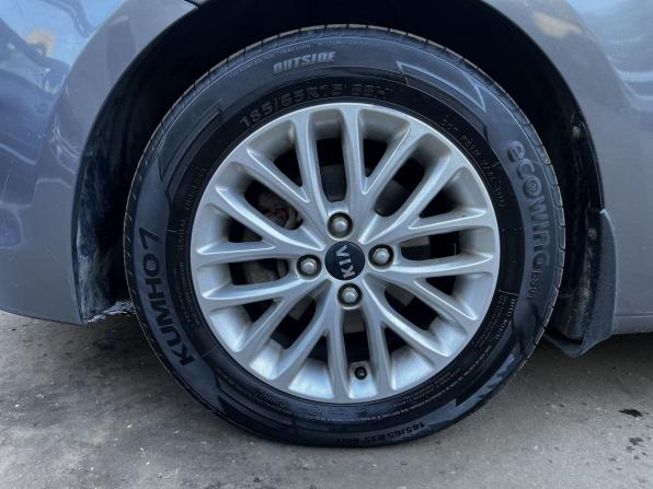 Hyundai Solaris I Рестайлинг с пробегом 2014 года, цена 760 000 рублей, 265052 км, седан, Автокод Объявления