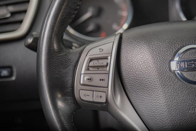 Nissan Qashqai II с пробегом 2018 года, цена 1 999 000 рублей, 125000 км, внедорожник, Автокод Объявления