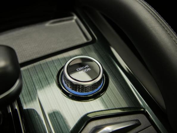 Geely Monjaro I с пробегом 2023 года, цена 2 949 000 рублей, 68515 км, внедорожник, Автокод Объявления