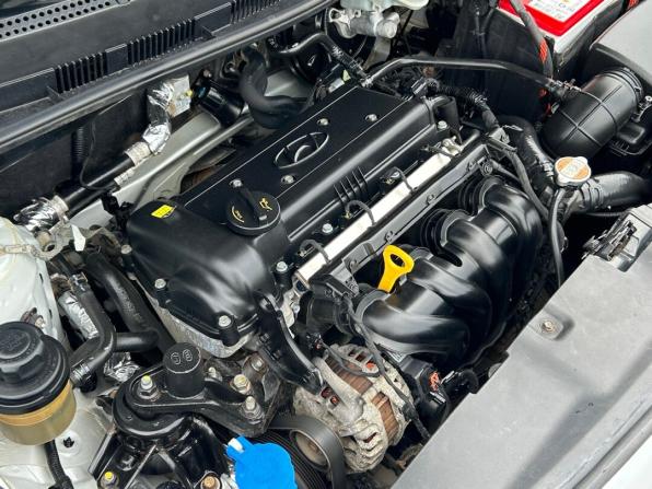 Hyundai Solaris I с пробегом 2011 года, цена 590 000 рублей, 189213 км, хэтчбек, Автокод Объявления