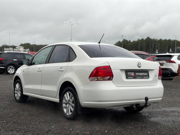 Volkswagen Polo V с пробегом 2014 года, цена 485 000 рублей, 256000 км, седан, Автокод Объявления